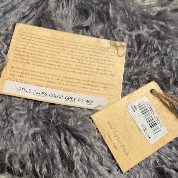 Patricia Nash Gray Lamb Fur Large Wrislet Handbag - Picture 4 of 7